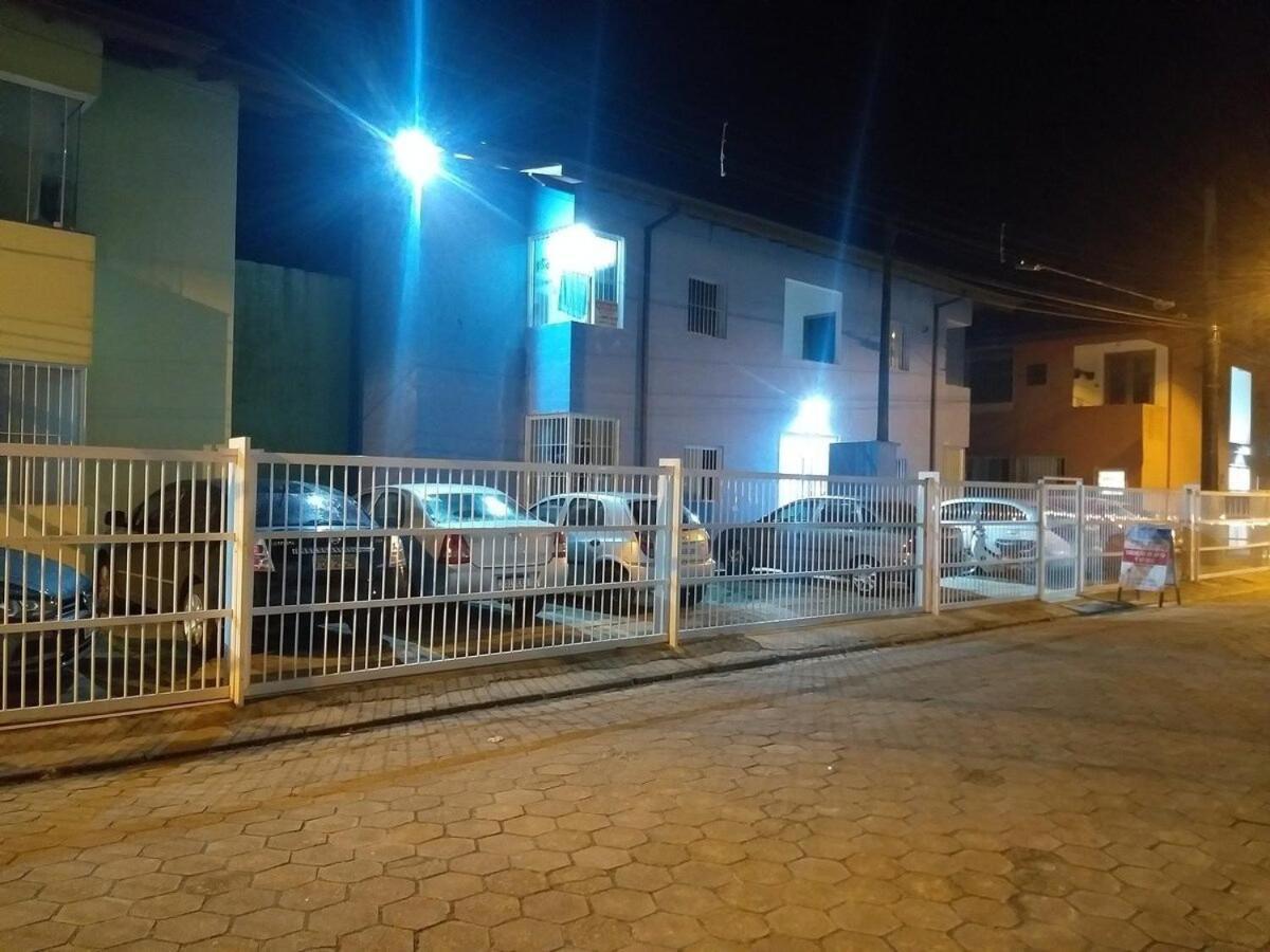 Cantinho Do Descanso Na Praia Grande Убатуба Экстерьер фото